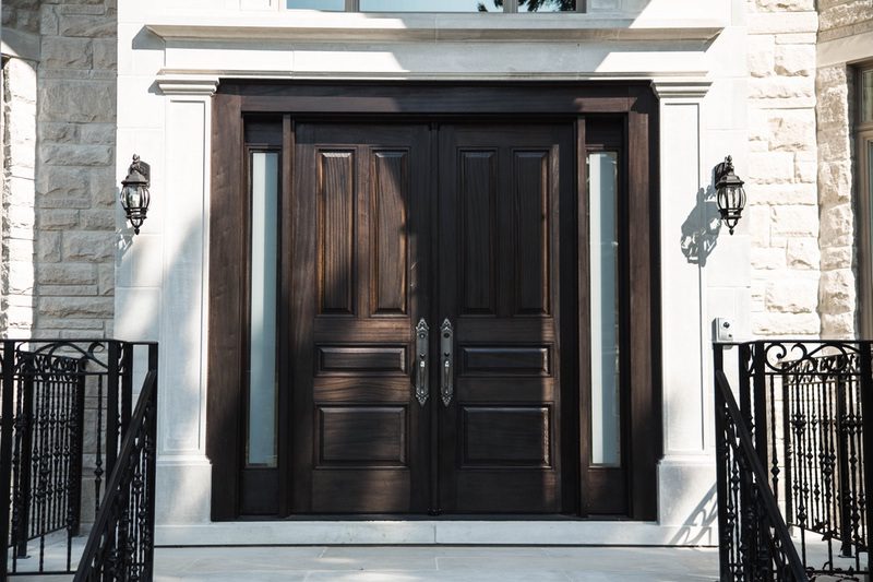 Luxury solid wood double door with two side glass on corners
