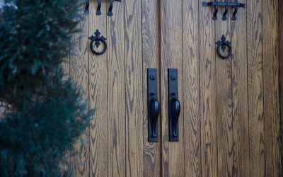How to Choose a Front Door Paint or Stain Colour