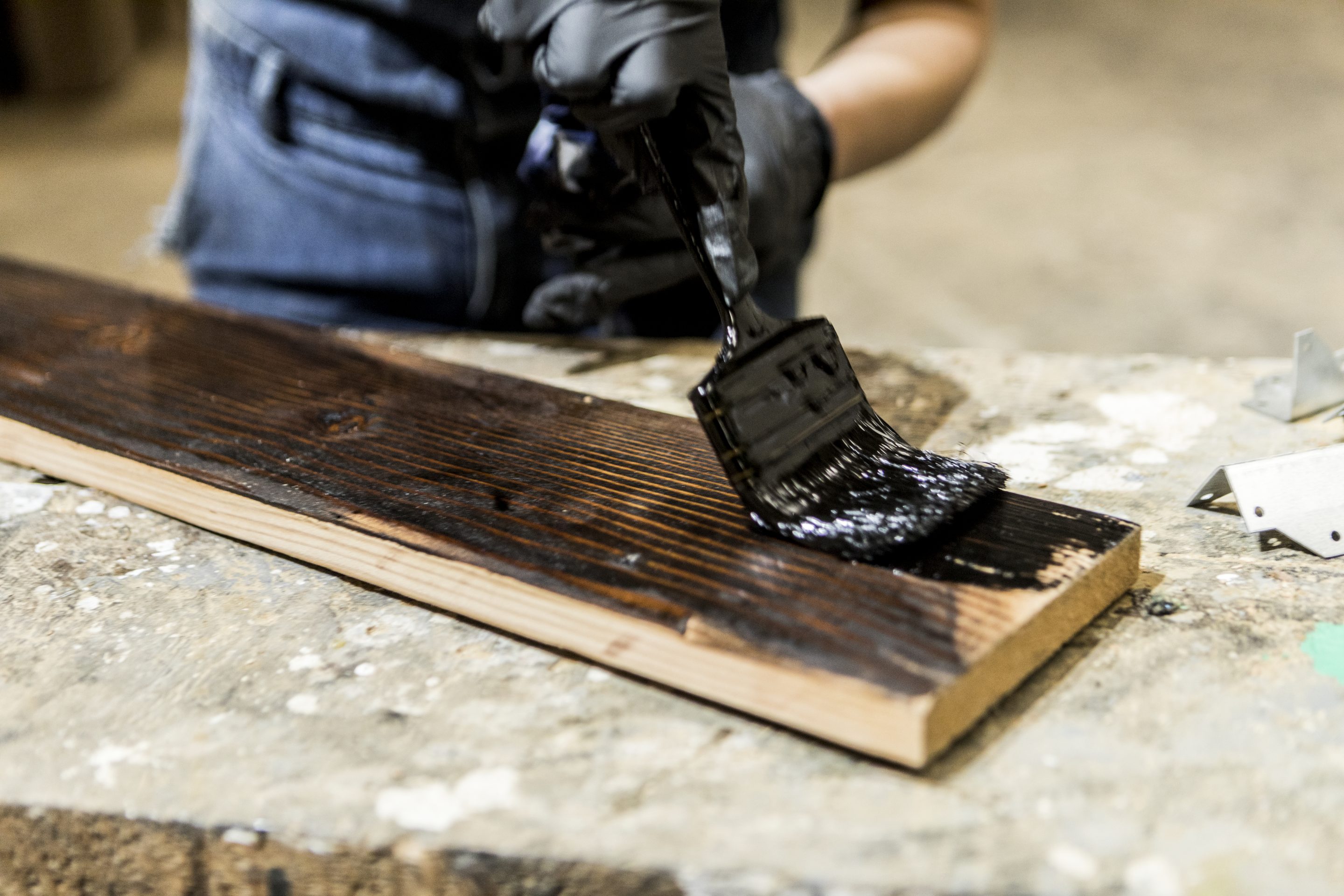 Stain on Walnut Wood<br />
