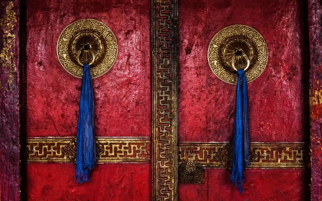 Why Wood Front Doors Are Perfect for Feng Shui Energy Flow